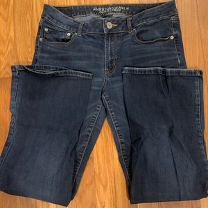 American Eagle women’s Favorite Boyfriend jeans